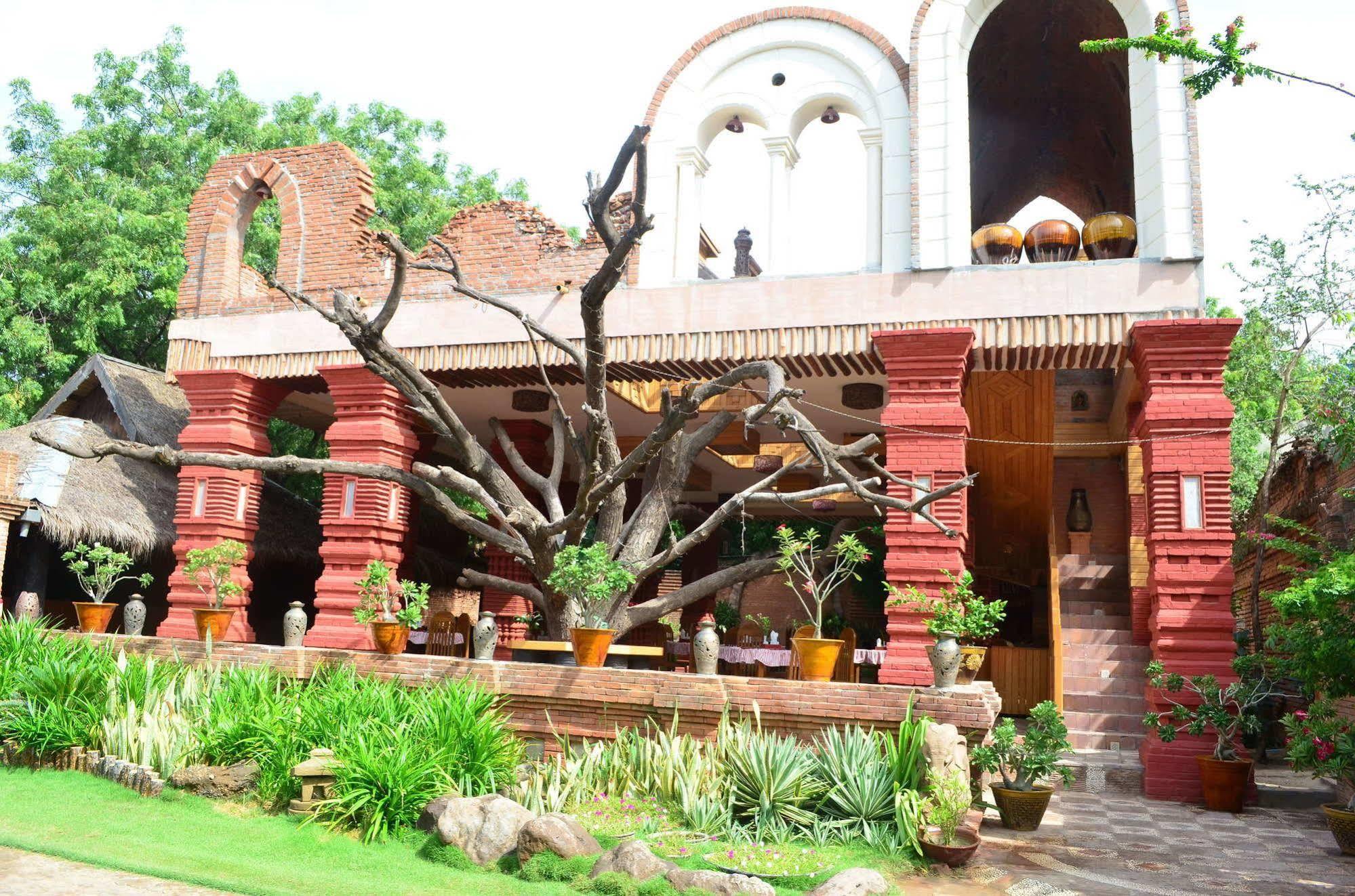 Kaday Aung Hotel Bagan Exterior foto
